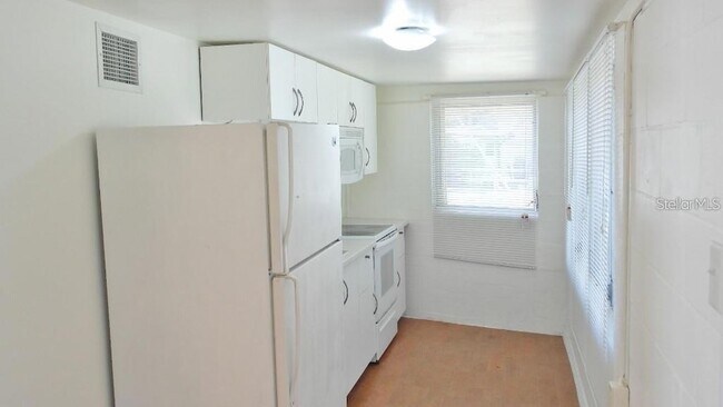 Foto del edificio - 141 Sunnytown Rd