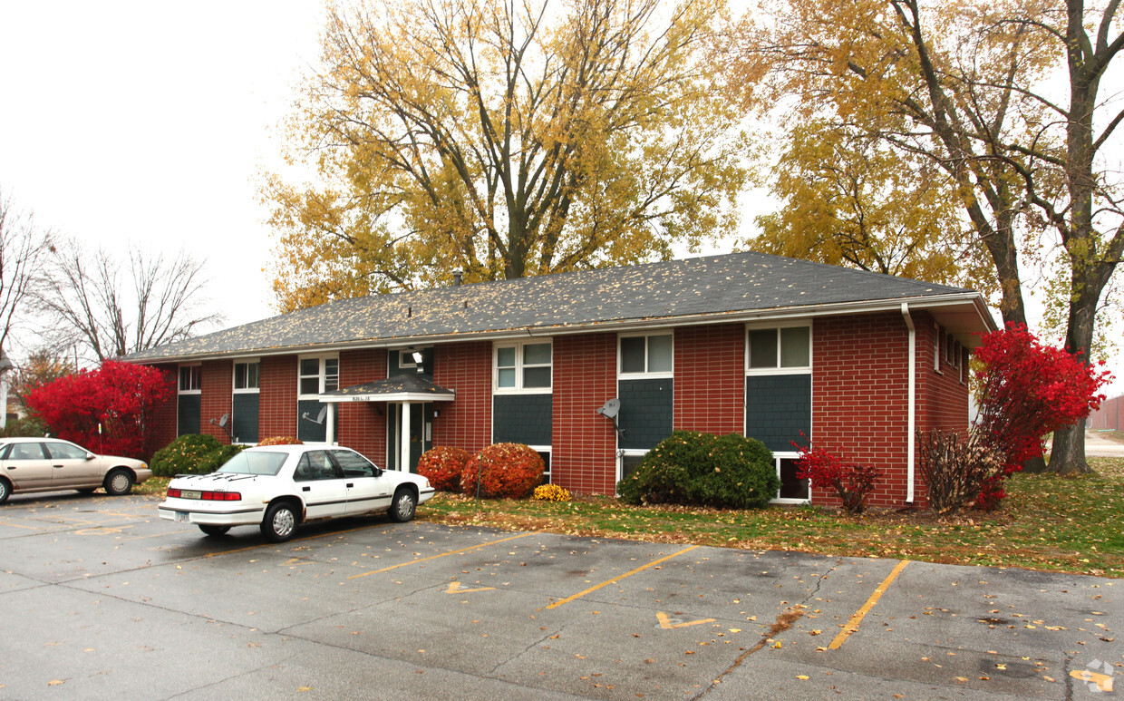 Primary Photo - Grand heights Apartments