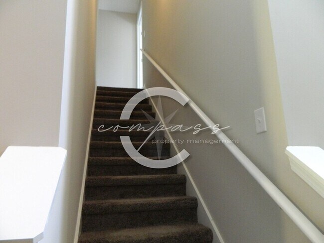 Foto del edificio - 311 Thornton Wy NW