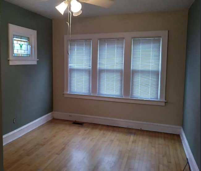 Building Photo - 2555 S 68th St