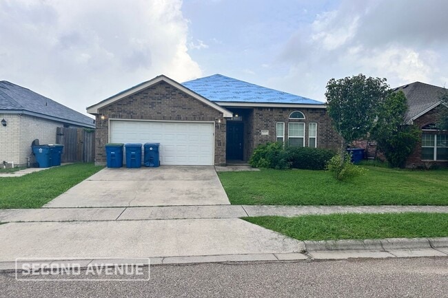 Building Photo - 1011 Forest Oak Dr
