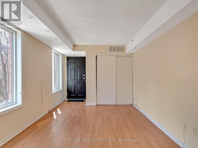 Building Photo - 16 Laidlaw St