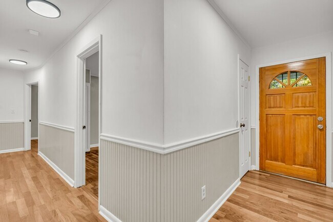 Foto del edificio - 222 Carr Rd