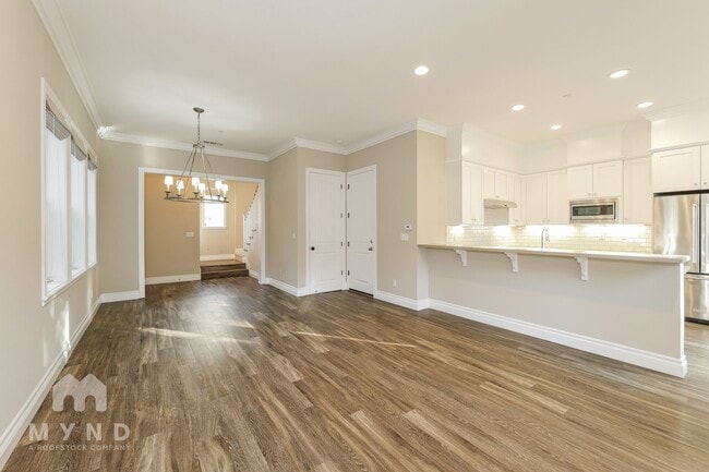 Foto del edificio - 180 Westborough Ln