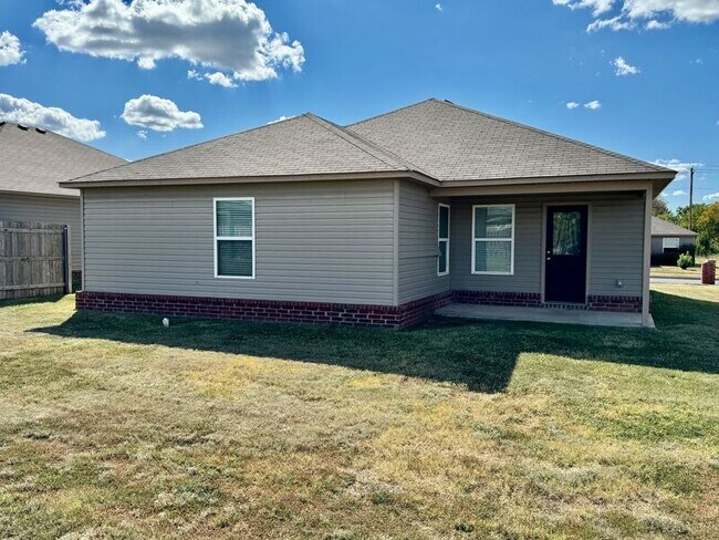 Building Photo - 6707 N 128th E Ave