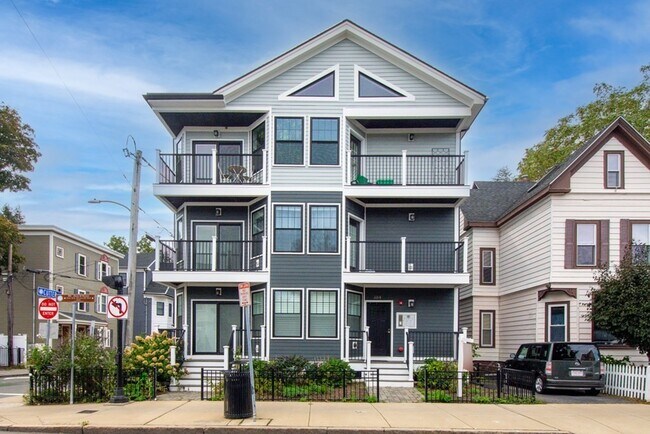 Foto del edificio - 628 E 6th St