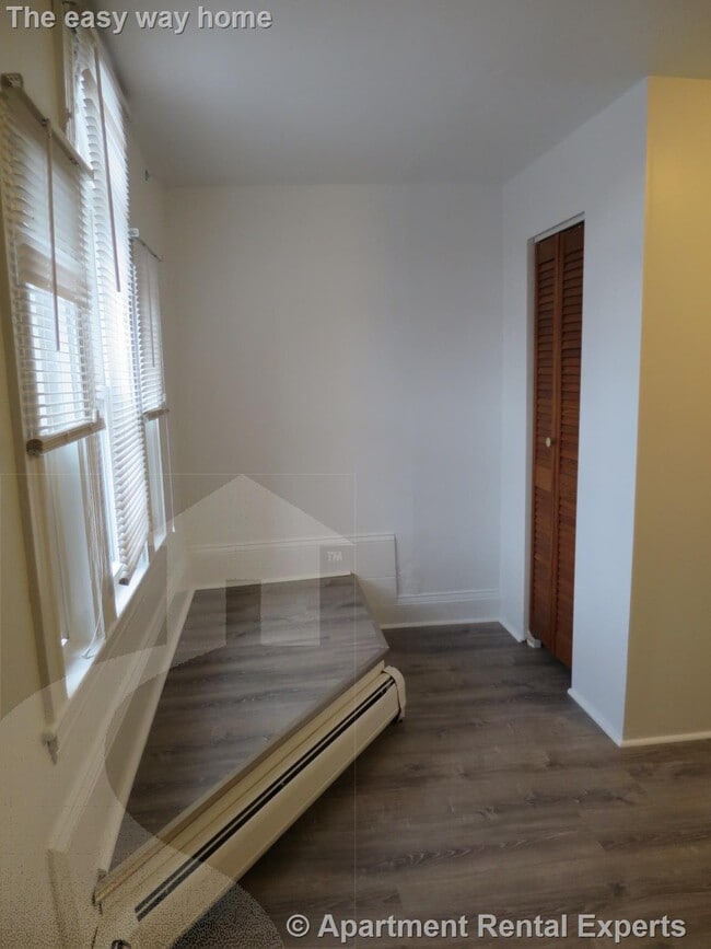Photo - 205 Highland Ave Unit #5 Apartment