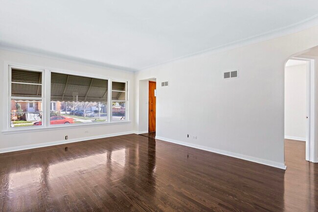 Building Photo - 3500 N Natchez Ave