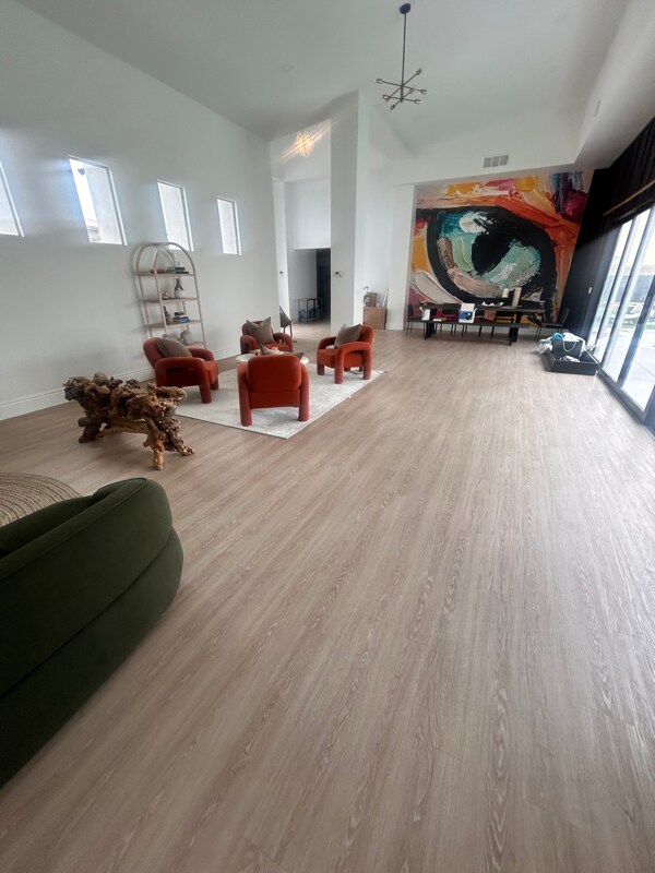Foto principal - 7825 S Decatur Blvd