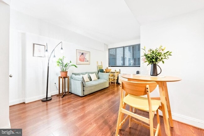 Photo - 1701 16th St NW Apartment