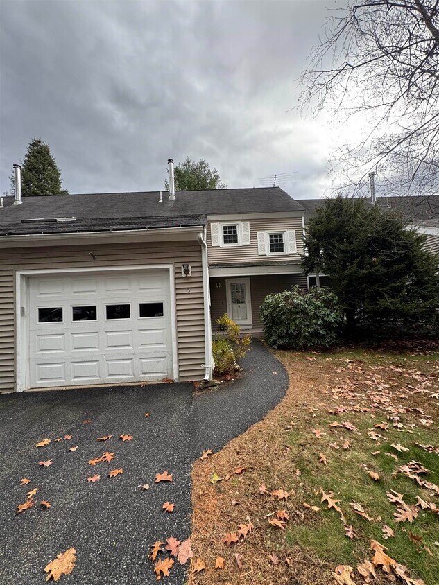 Foto principal - 15 Winding Pond Rd