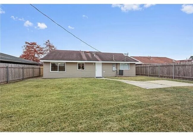 Building Photo - 169 Becky Dr