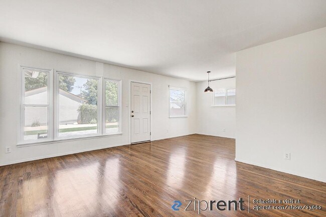 Building Photo - 15302 Prairie Ave