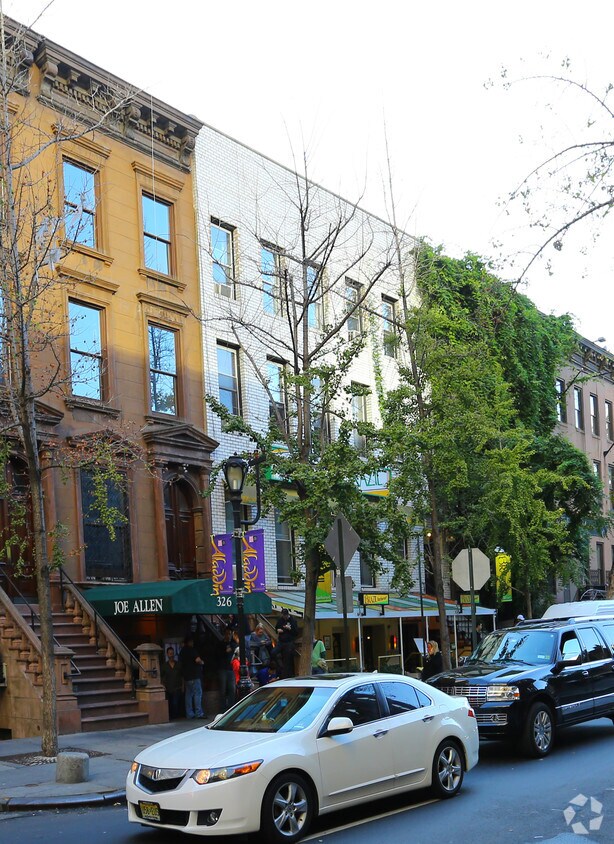 Foto principal - 328-330 W 46th St