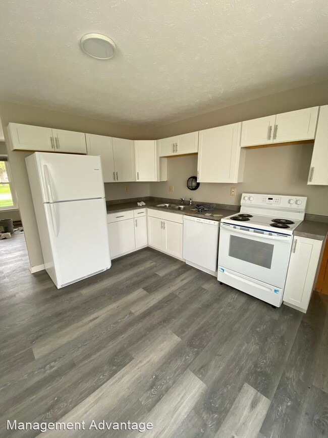 Building Photo - 3 br, 1 bath House - 708 Clifty Falls Lane