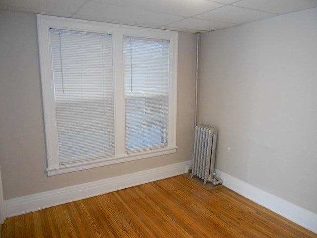 Building Photo - 334-346 Bryant St