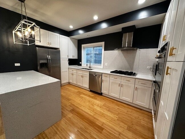 Building Photo - 147 N Menard Ave