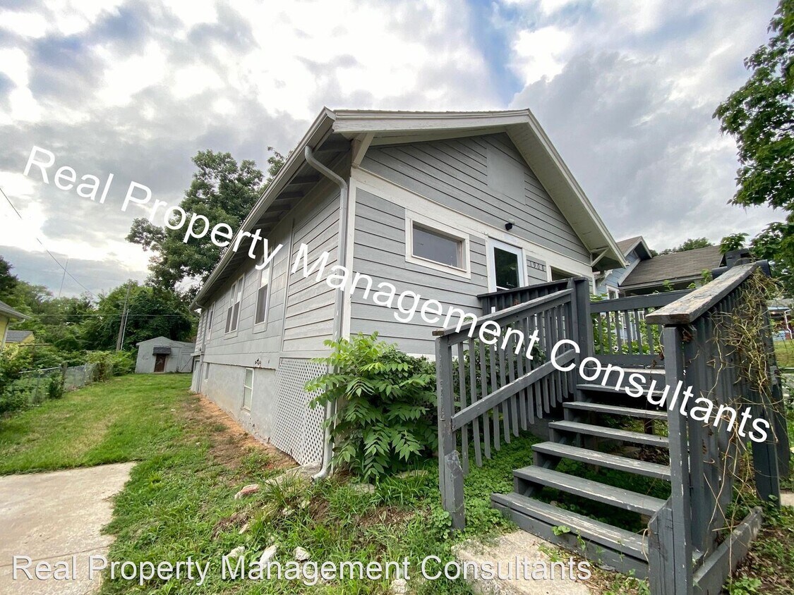 Primary Photo - 3 br, 1.5 bath House - 1908 S Home Ave