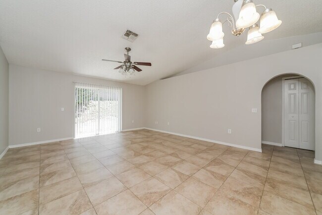 Foto del edificio - 1479 Muir Cir