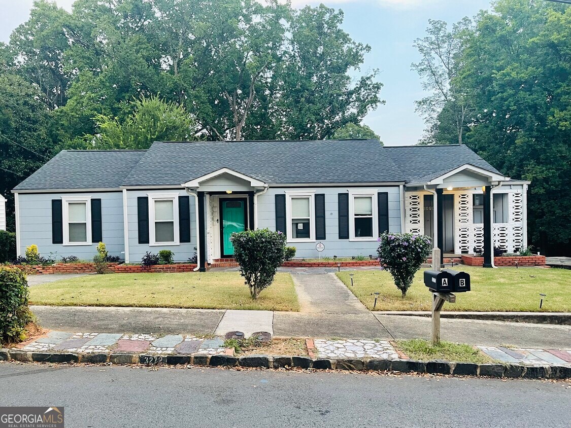 Primary Photo - 3272 Wheeler St
