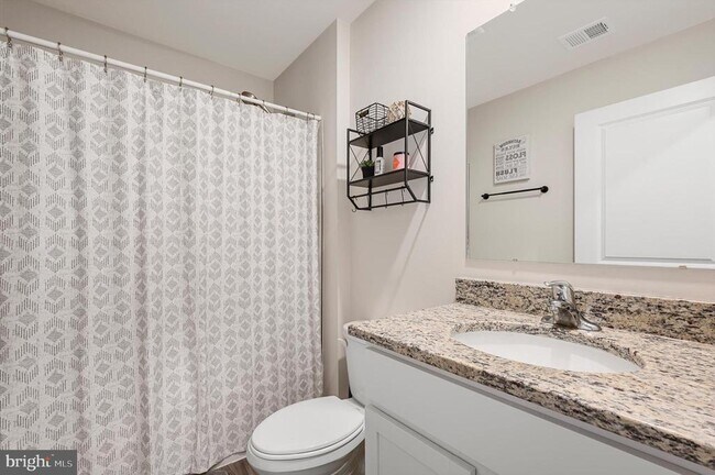 Building Photo - 171 Centergate Dr