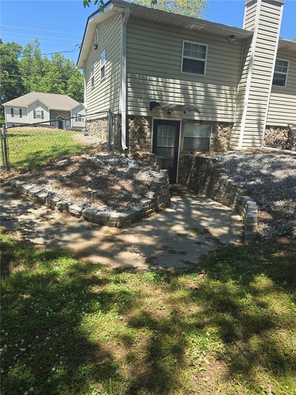 Building Photo - 110 Powder Springs St
