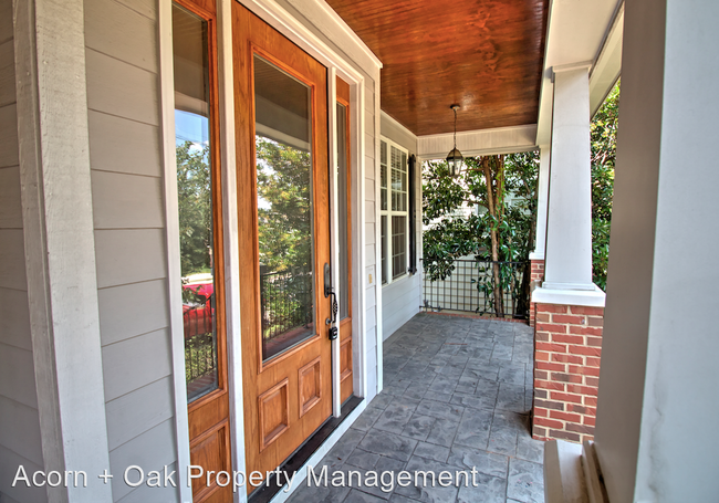 Building Photo - 4 br, 3.5 bath House - 1125 N Blount St