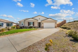 Building Photo - 1500 Yucca Ct