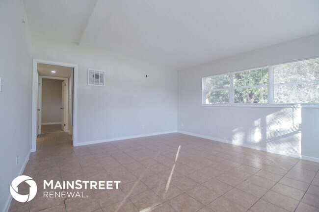 Foto del edificio - 11623 Cameron St