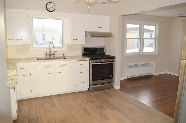 Foto del edificio - 322 Kingsland Ave