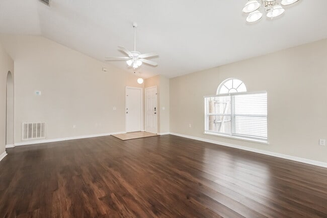 Building Photo - 11349 Ivy Flower Loop