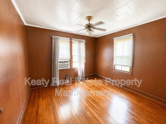 Foto del edificio - 116 Marie St