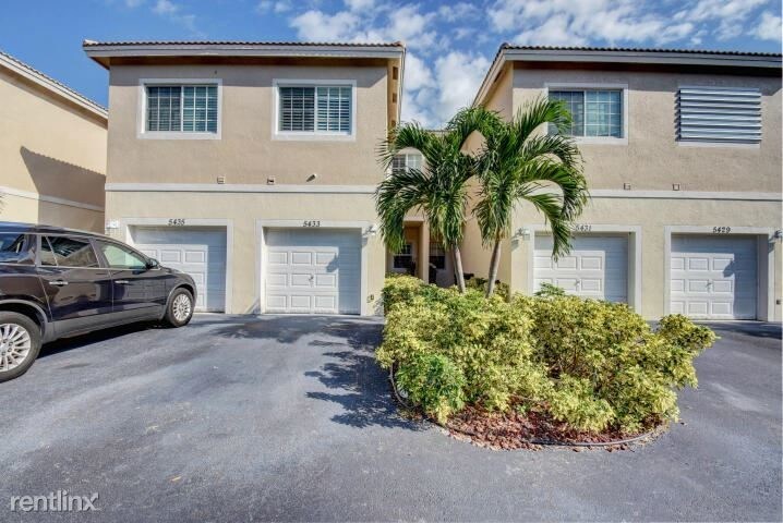 4 br, 3.5 bath - 1740 San Benito Way Unit 1 - 4 br, 3.5 bath  - 1740 San Benito Way Unit 1