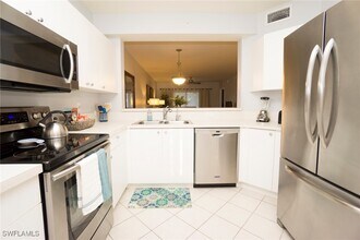 Building Photo - 7819 Regal Heron Cir