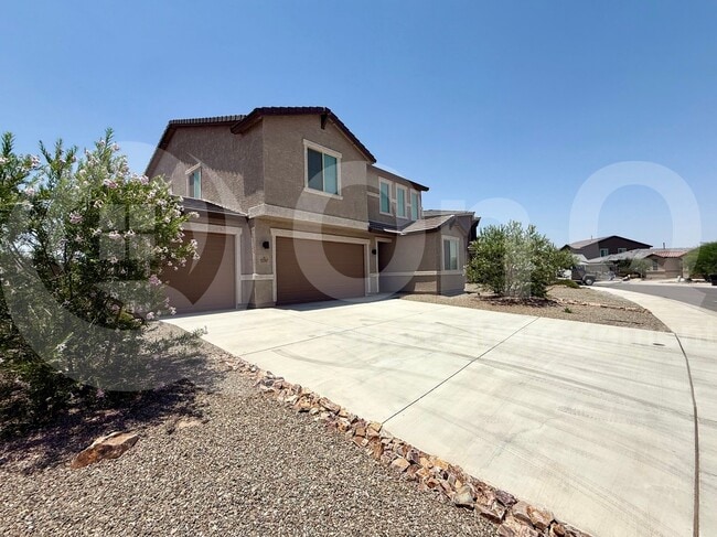 Building Photo - 10587 W Chadwick Dr