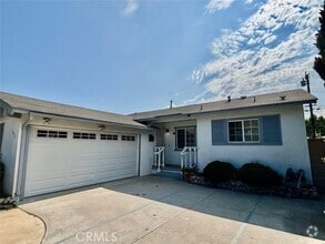 Building Photo - 16316 Sylvanwood Ave