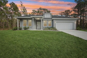 Building Photo - 64 Cactus St