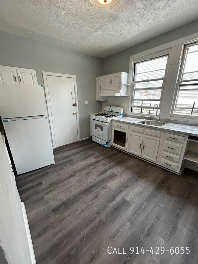 Foto del edificio - 90 Linden St