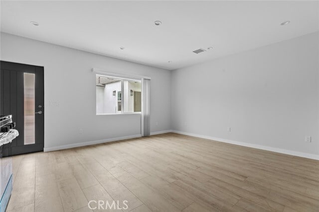 Foto del edificio - 6923 Bluebell Ave