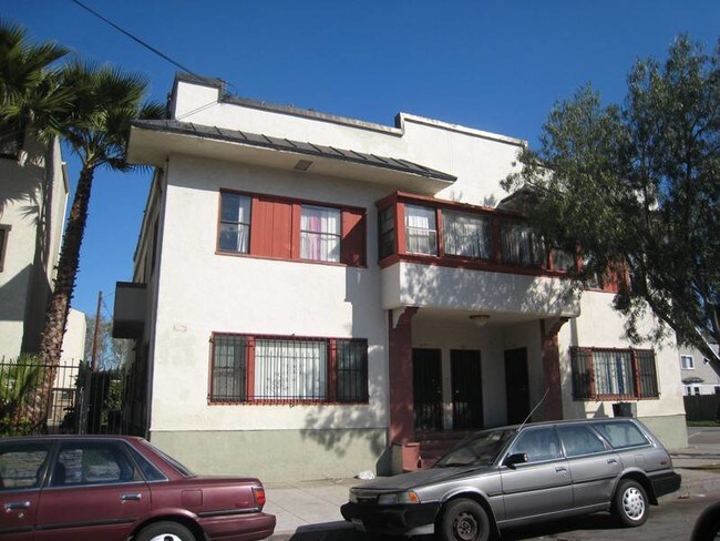 Building Photo - 401-409 W 4th St