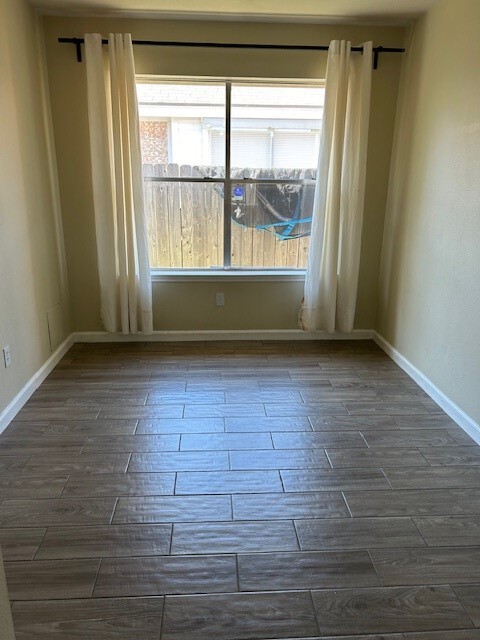 Building Photo - 10451 N Fallen Bough Dr