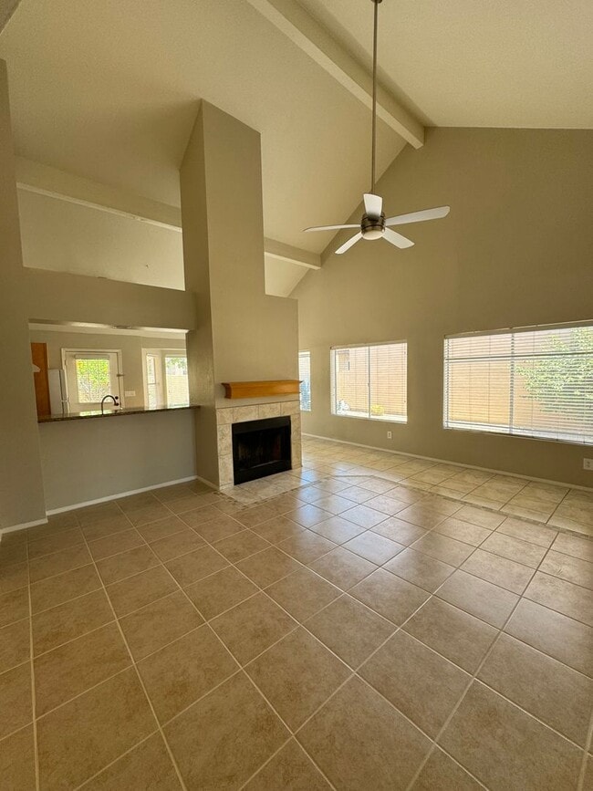 Building Photo - Tempe Home for Rent!
