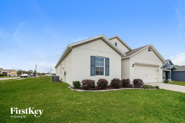 Building Photo - 908 Chanler Dr