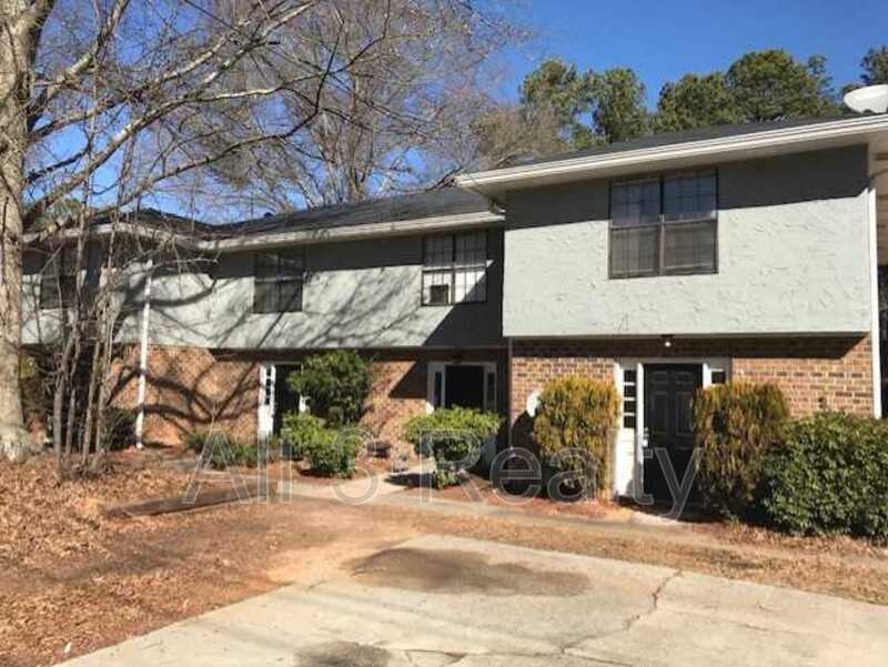 Foto principal - 470 S Jeff Davis Dr