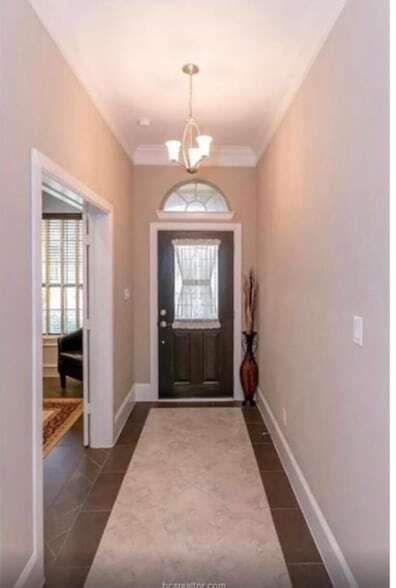 Building Photo - 2513 Hailes Ln