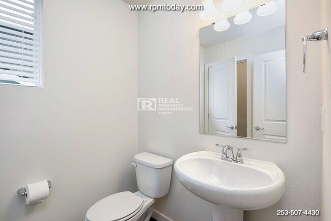Foto del edificio - 4 Bedroom Home with Valley Views!