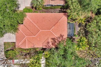 Building Photo - 1126 Medan Ct N