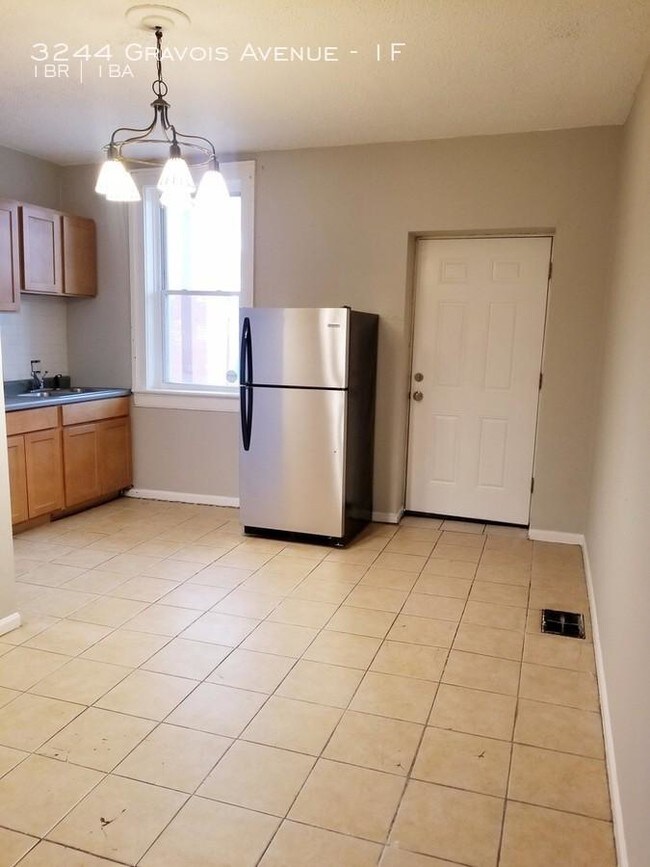 Building Photo - 1 bedroom in St Louis MO 63118