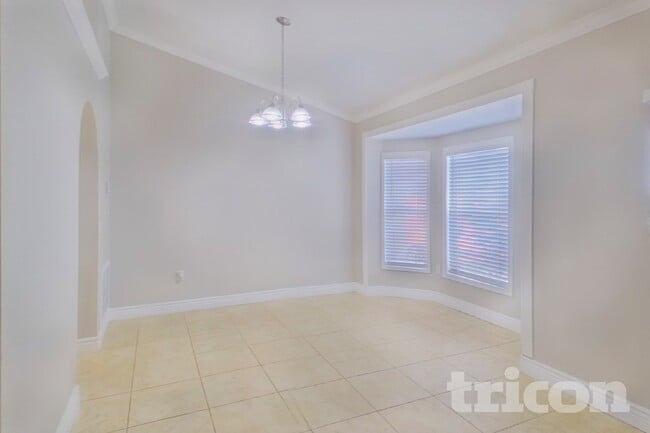 Building Photo - 312 Colony Ct