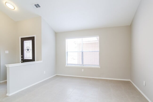 Building Photo - 11403 Milners Point Dr